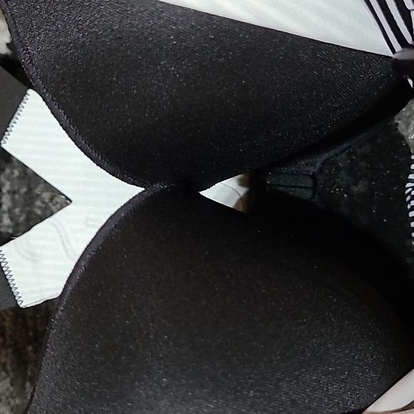 VICTORIA SPORT 2018 SMOOTH RACERBACK INCREDIBLE KNOCKOUT ULTRA-MAX SPORTS BRA - Picture 6 of 13